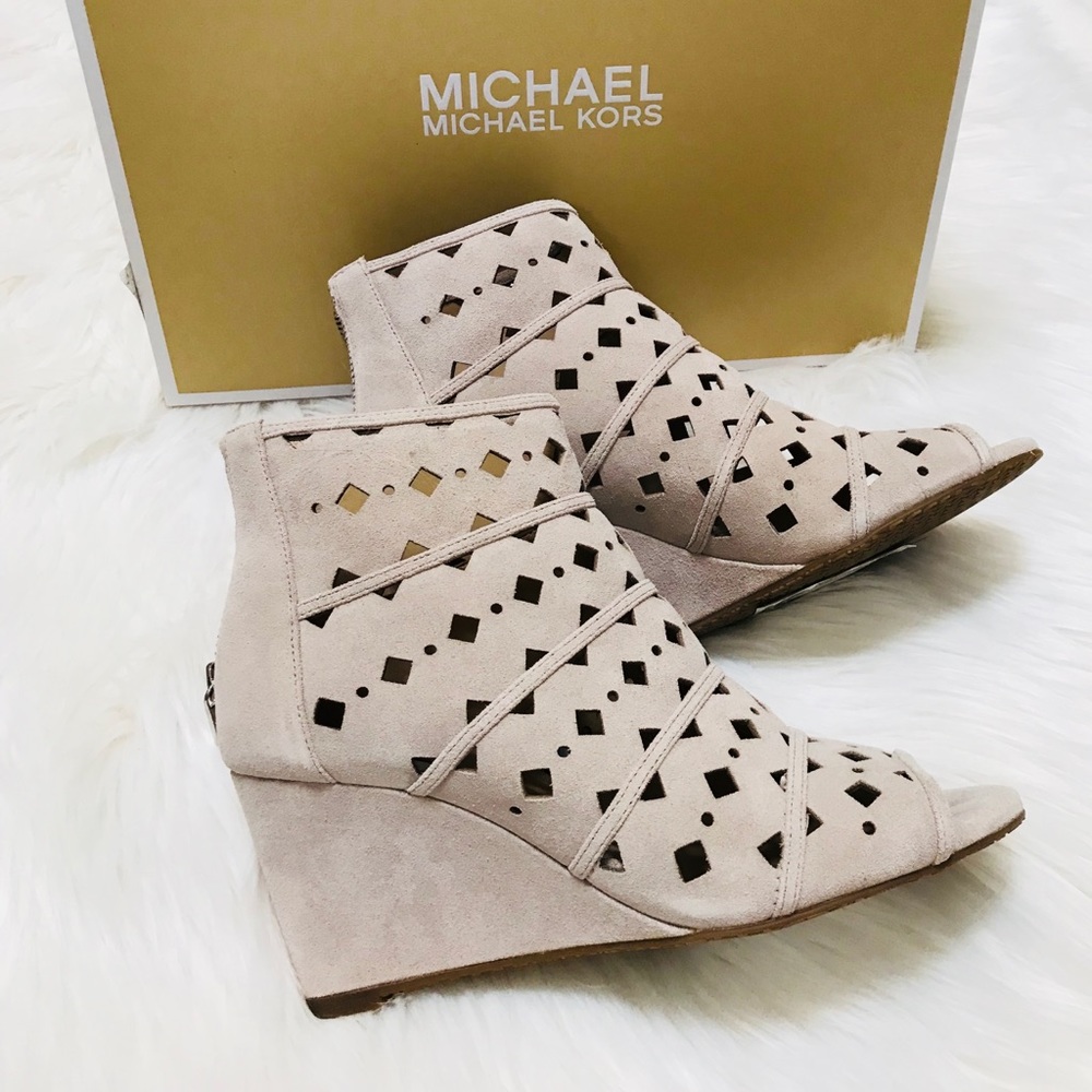 Michael Kor booties